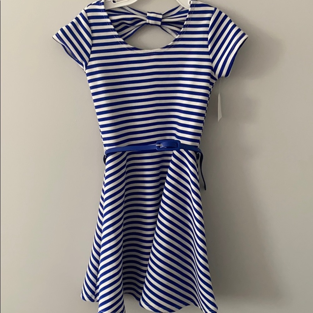 Girl dress